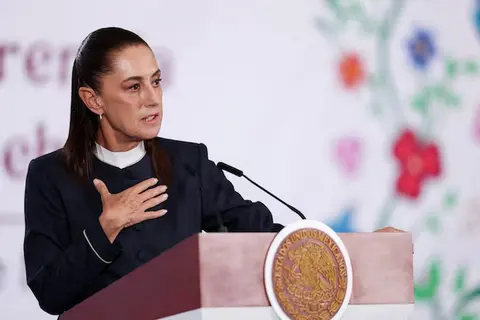 العدد ارتفع مجددًا.. بيان رسمي من رئيسة المكسيك بعد وفاة مشجعين أثناء الاحتفالات